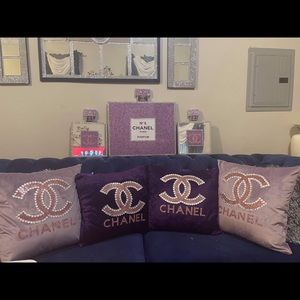 3 piece Perfume Wall Art set and 1 throw pillows